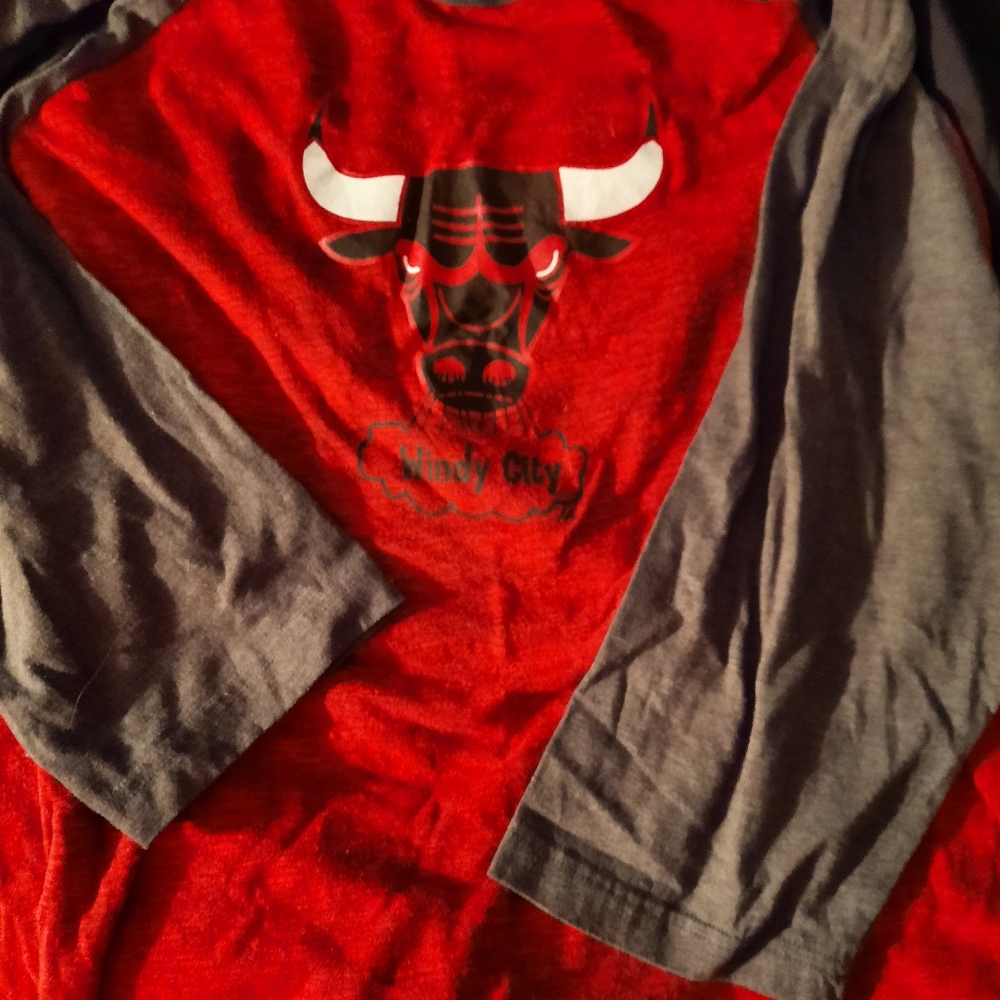 Chicago bulls long sleeve